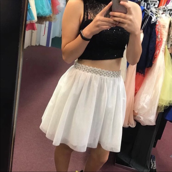 Homecoming/Prom Dress (Size 7) - Picture 7 of 8